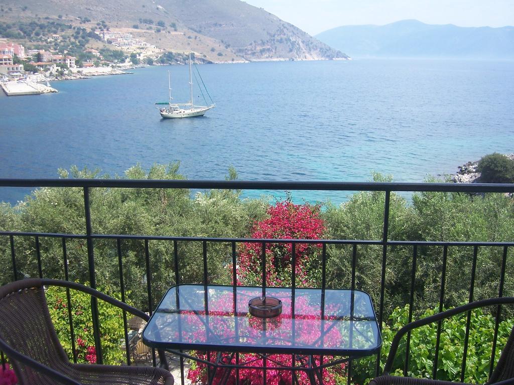 Ballas Apartments Agia Efimia 객실 사진